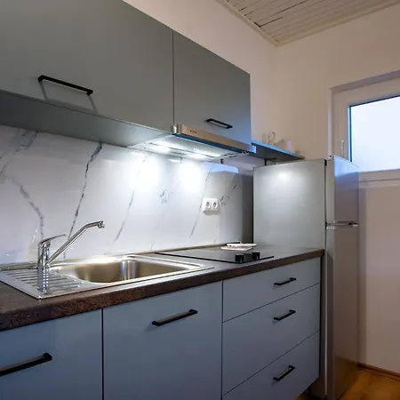 Apartment Banjol 2008b