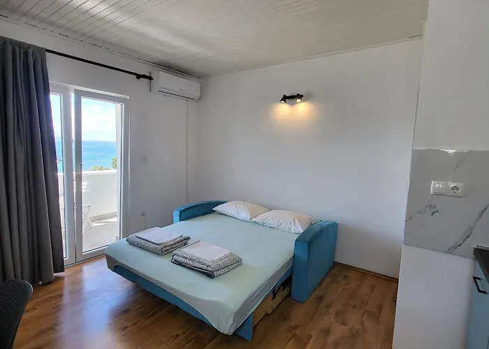 Apartment Banjol 2008b Rab Town